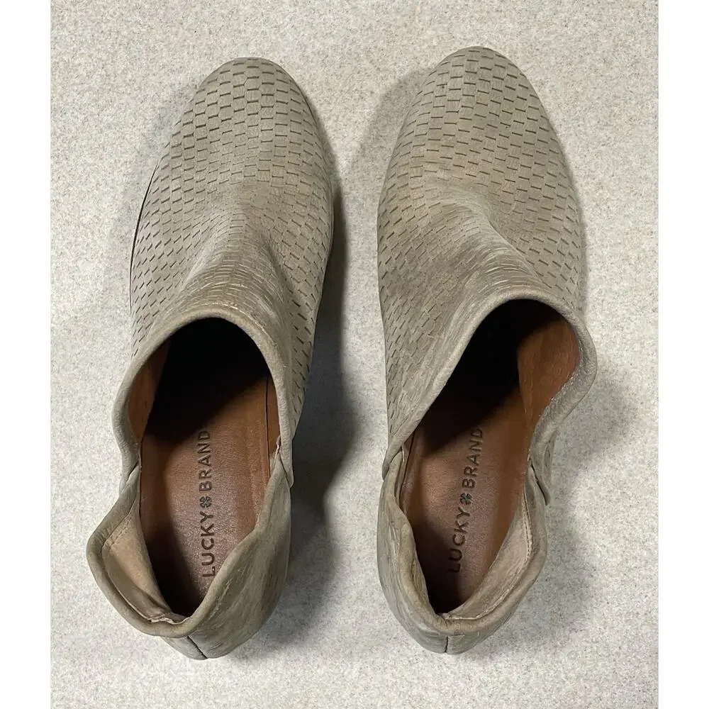 Lucky Brand Baley Ankle Bootie Women’s -10 Tan Suede Perforated Texture Pull On